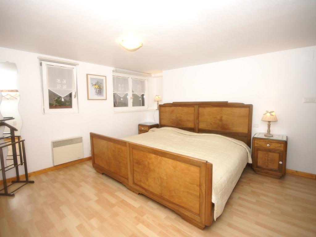 Apartment Vintage In With Terrace Riquewihr